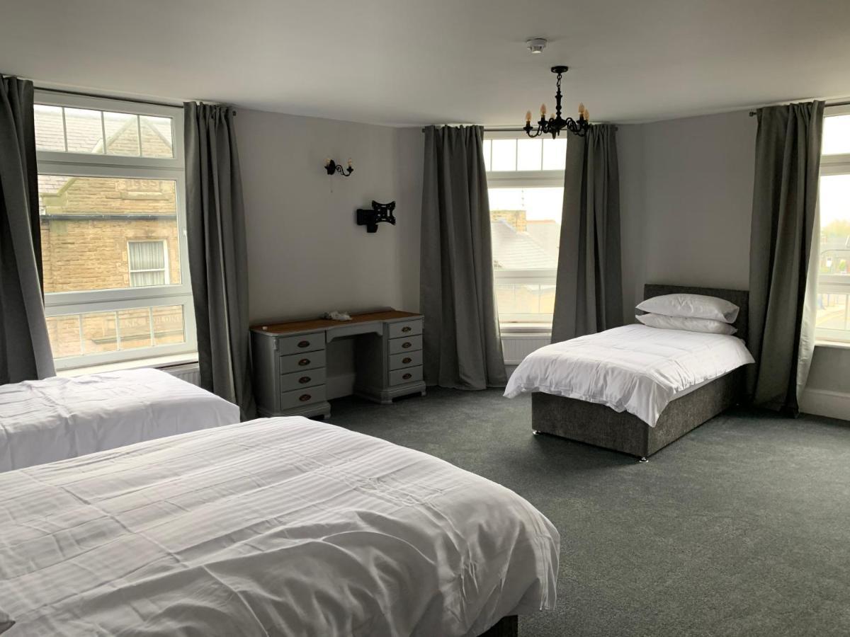 Churchill'S Hotel Wombwell Экстерьер фото