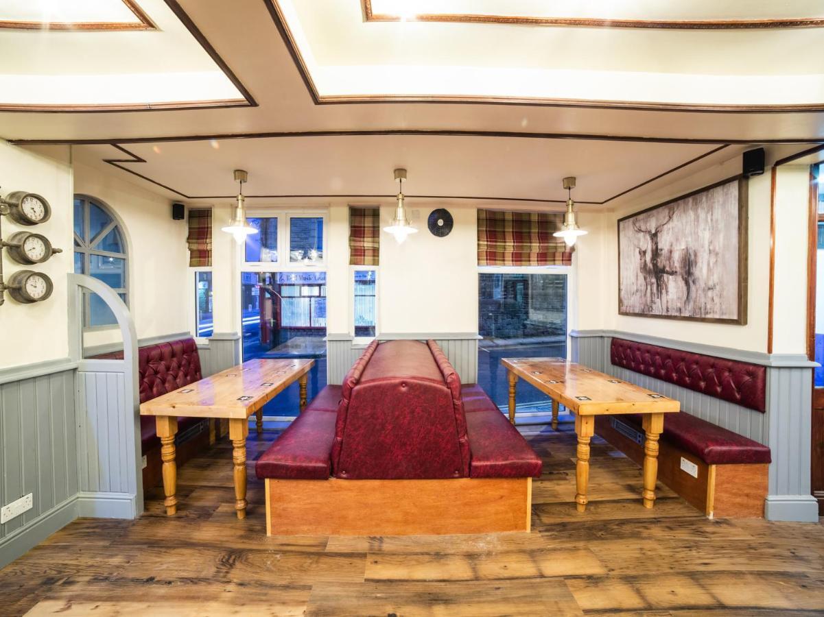 Churchill'S Hotel Wombwell Экстерьер фото