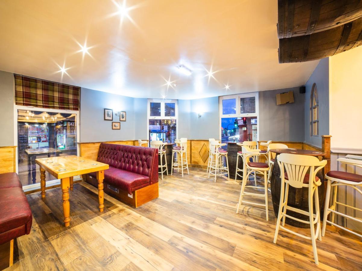 Churchill'S Hotel Wombwell Экстерьер фото