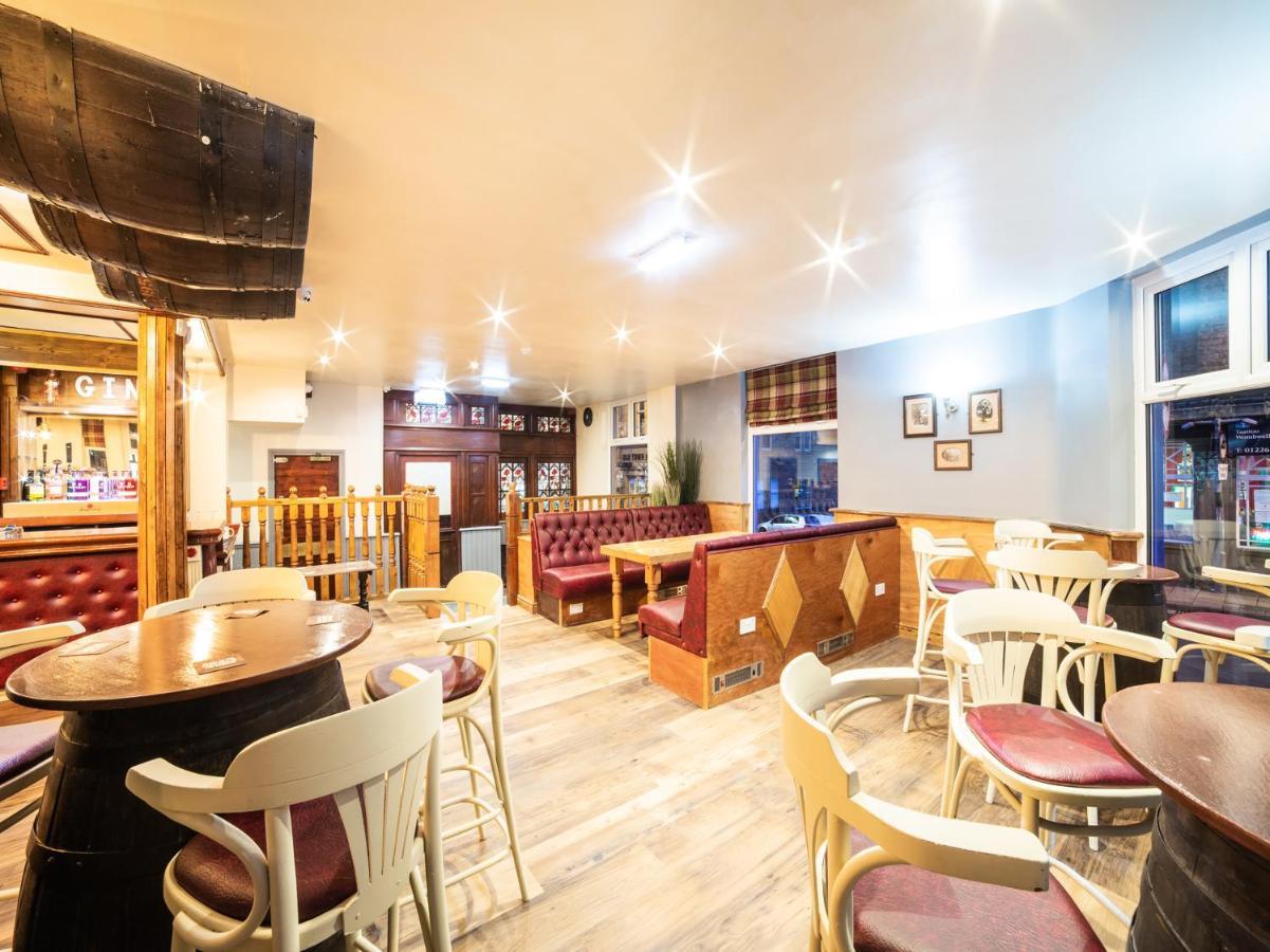 Churchill'S Hotel Wombwell Экстерьер фото
